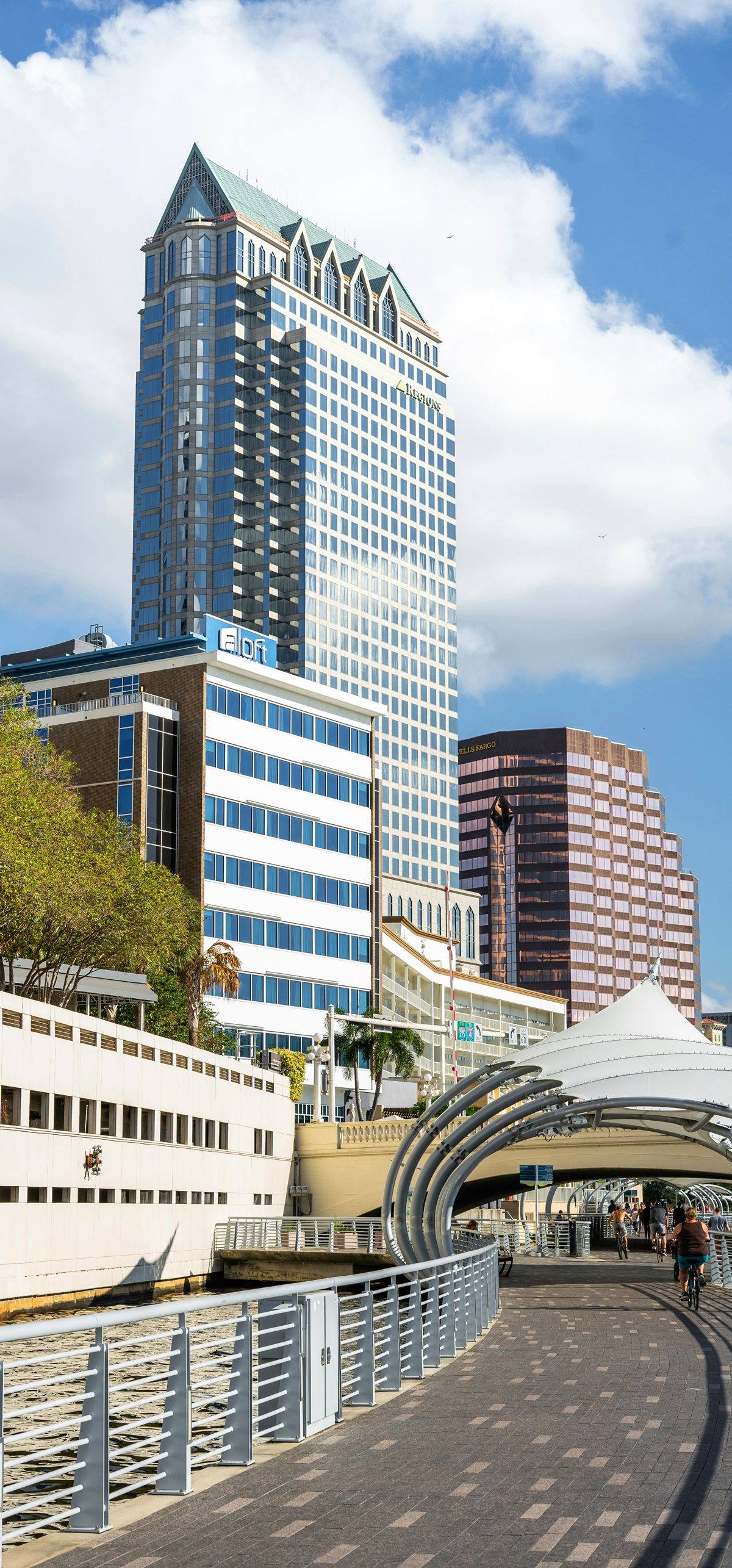 Tampa, FL